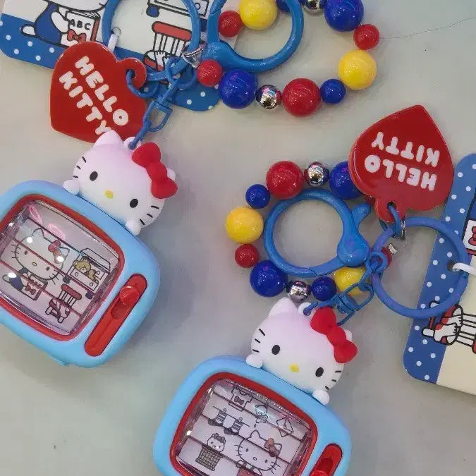 [BUNJANG] Hello Kitty Television Shaped Reversible Charm / 헬로키티 텔레비전 모양  화면반전 키링