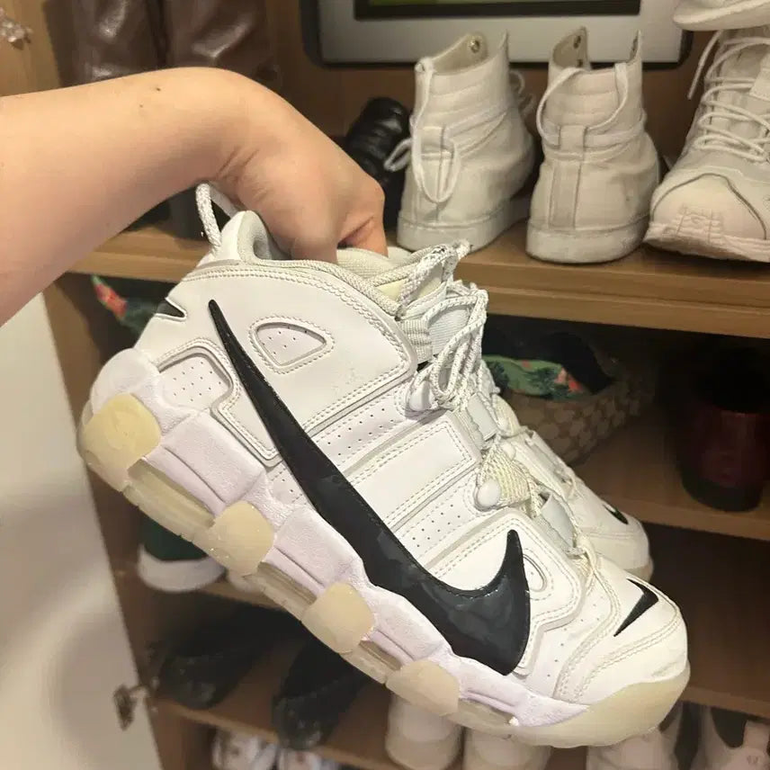 [BUNJANG] Nike Air More Uptempo 300 Sneakers / 나이키 업템포 300사이즈
