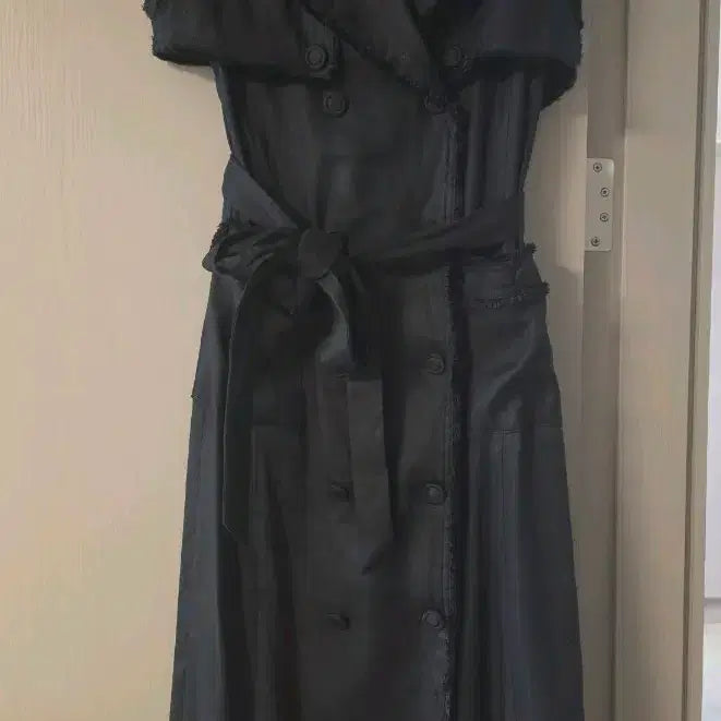 [BUNJANG] Jullogue Black Sleeveless Trench Dress / 줄로그 블랙 민소매 트렌치 원피스