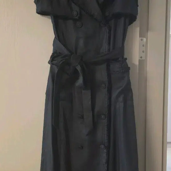 [BUNJANG] Jullogue Black Sleeveless Trench Dress / 줄로그 블랙 민소매 트렌치 원피스