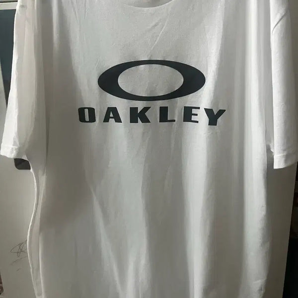 [BUNJANG] Oakley Short Sleeve T-Shirt White / 오클리 반팔 티셔츠 화이트