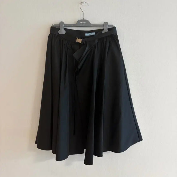 [BUNJANG] Prada Black Nylon Skirt Size 42 / PRADA 블랙 나일론 스커트 42