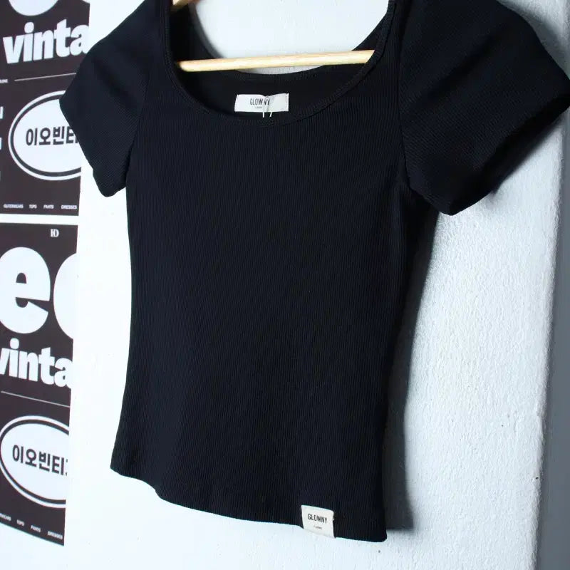 [BUNJANG] Gloomy Ribbed Short-Sleeve T-Shirt Black / W(F) 글로니 반팔 티셔츠 새상품 슬림핏 골지 블랙-H34506