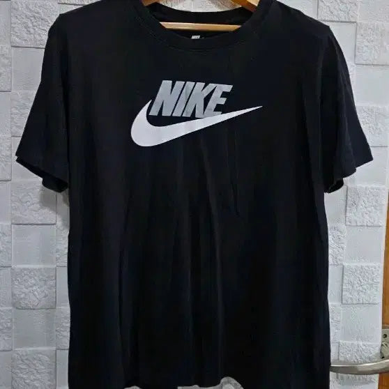 [BUNJANG] Nike Short Sleeve T-Shirt Black Size S / (P)나이키 반팔티 검정 S
