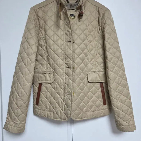 [BUNJANG] Burberry Brit Quilted Jacket Beige / (M)  버버리 브릿 퀼팅 자켓 베이지
