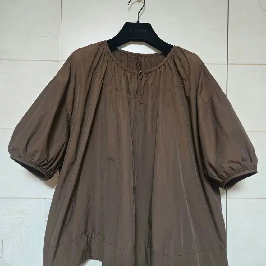 [BUNJANG] Brown Puff Sleeve Blouse / 브라운 퍼프 소매 블라우스