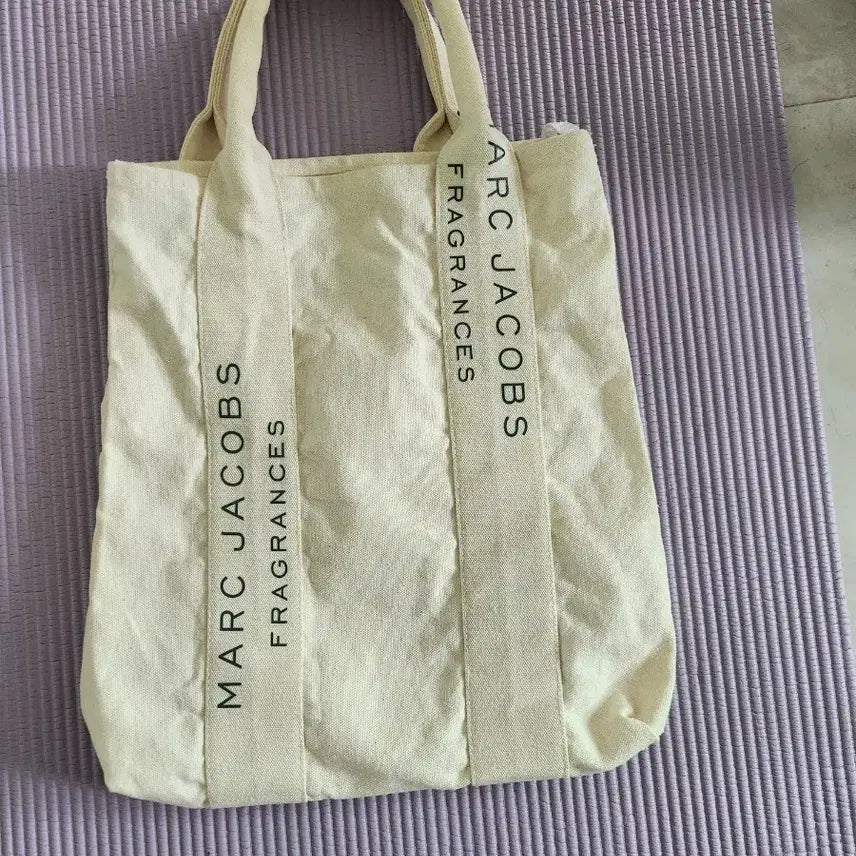 [BUNJANG] Marc Jacobs Fragrance Eco Bag Ivory / 마크제이콥스 프래그런스 에코백 아이보리