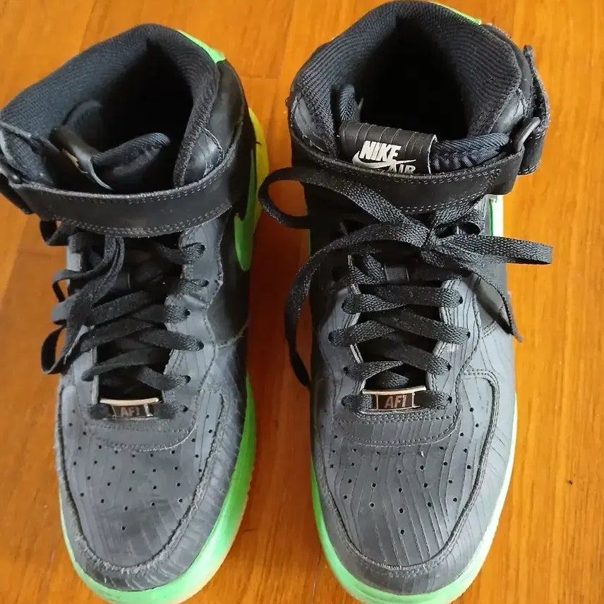 [BUNJANG] Nike Air Hightop Sneakers / 나이키 에어 하이탑 운동화 275