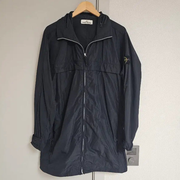 [BUNJANG] Stone Island Windbreaker Nylon Jacket / 스톤아일랜드 바람막이
