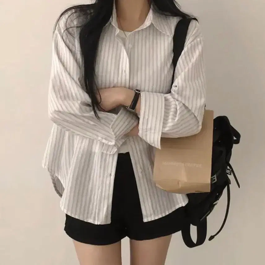 [BUNJANG] Andmore Mood Stripe Loose Fit Long Sleeve Shirt - Blue / 앤드모어 무드 스트라이프 루즈핏 긴팔셔츠 (3color) 블루