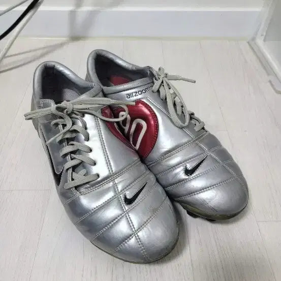 [BUNJANG] Nike Total 90 Football Boots Silver 275mm / 나이키 토탈 90 축구화 실버 275mm