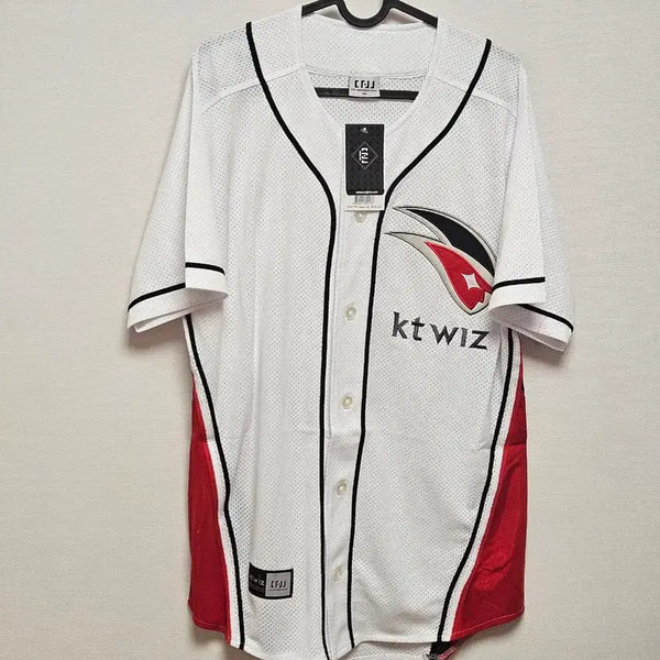 [BUNJANG] KT Wiz Baseball Uniform Jersey / 100 KT위즈 야구복 유니폼2