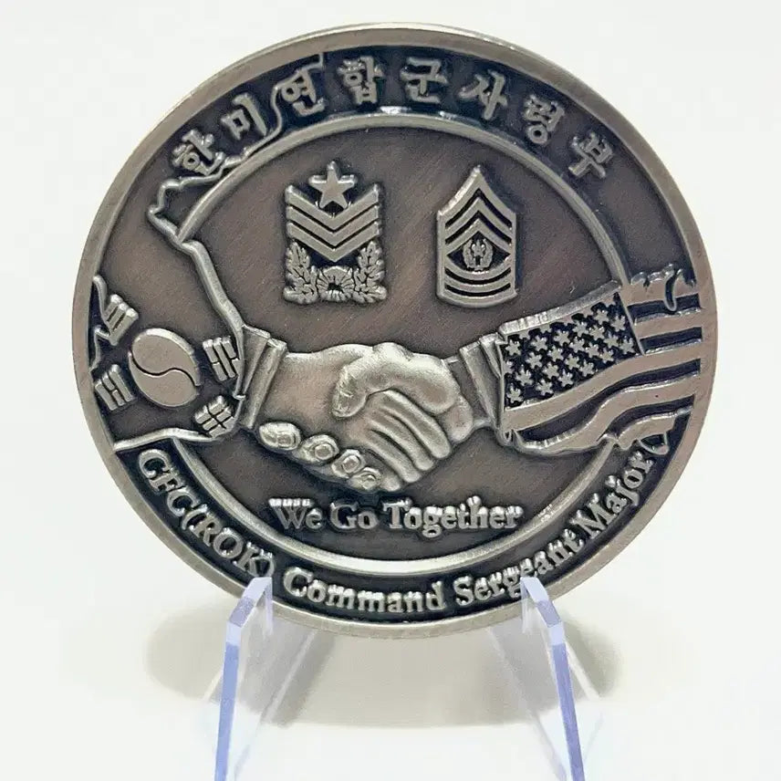 [BUNJANG] USFK Combined Forces Command Commemorative Coin / 부대 기념 코인 팝니다.