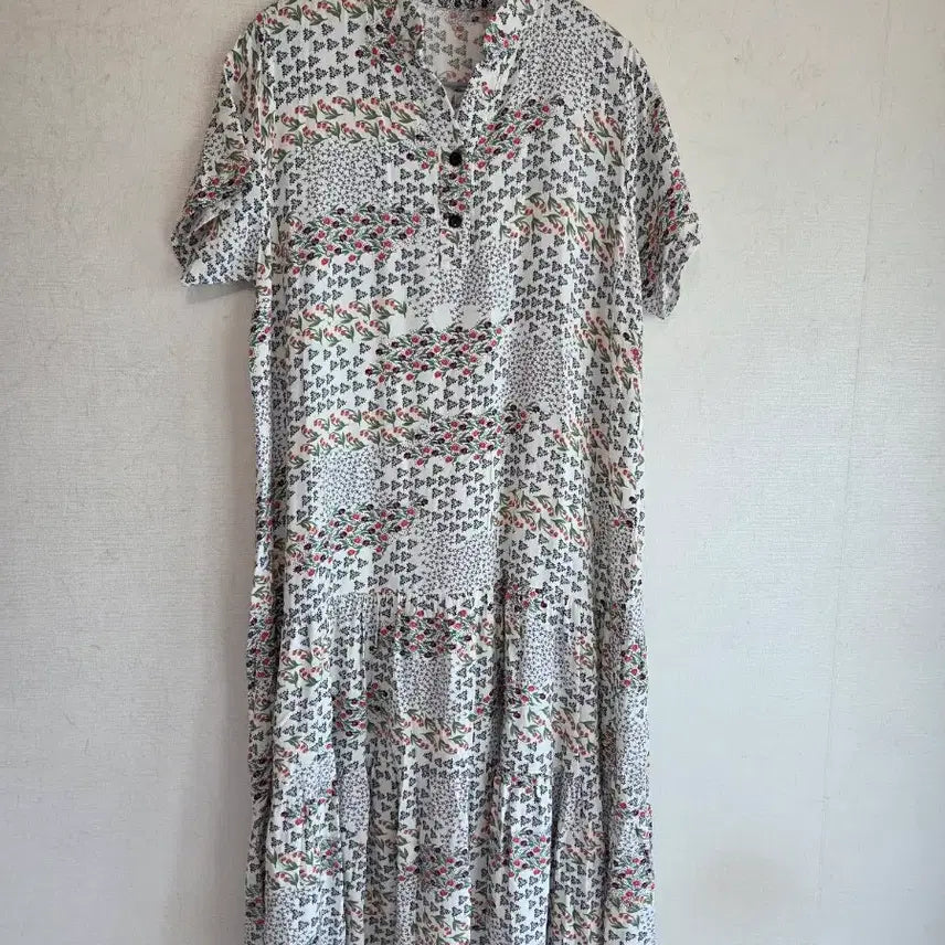 [BUNJANG] Women's Floral Pattern Short-Sleeve Maxi Dress (M-L) / 55 일본 여성 반팔 롱원피스 플라워 패턴 꽃무늬