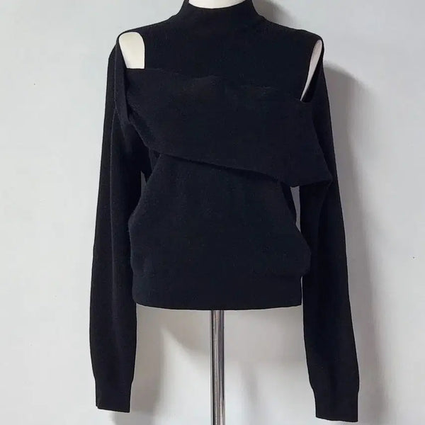 [BUNJANG] LALALOUNGE Cutout Off-Shoulder Layered Knit - Black / 랄라라운지 컷아웃 오프숄더 레이어드 니트 블랙 Free