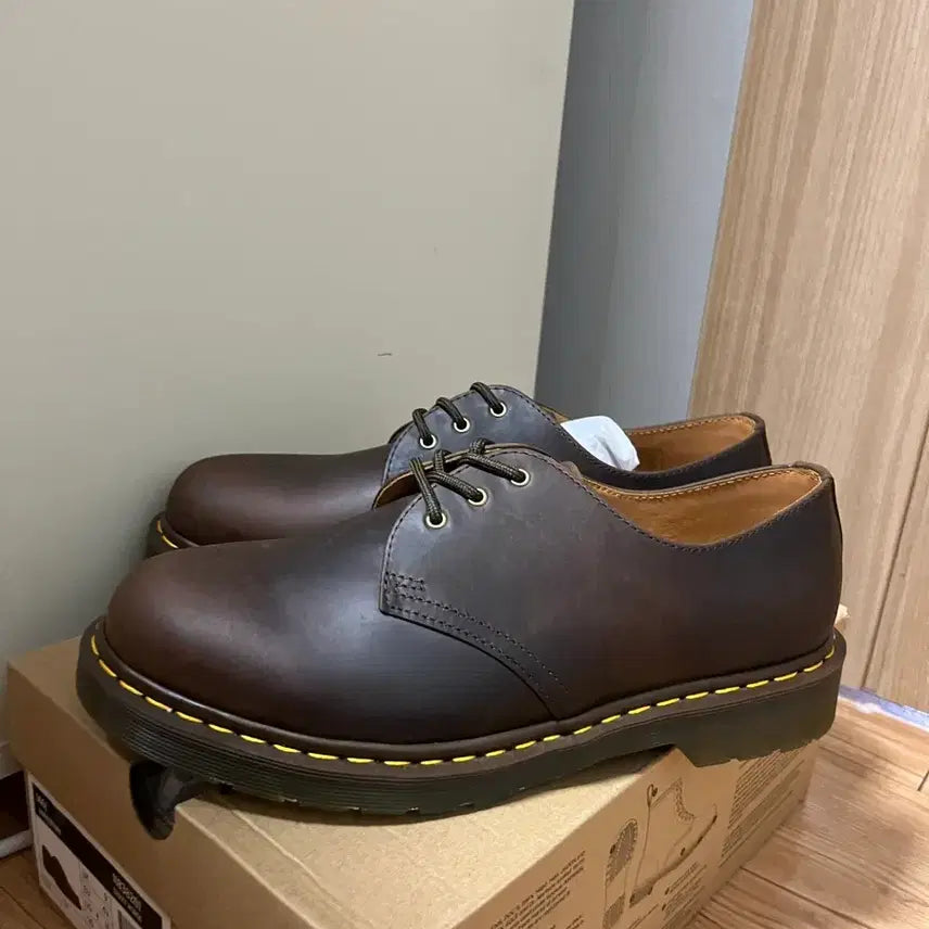 [BUNJANG] Dr. Martens 1461 Crazy Horse Dark Brown Leather Shoes / [새상품] 닥터마틴 1461 크레이지 홀스 다크브라운 280