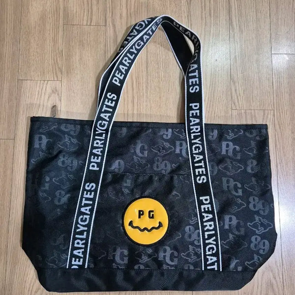 [BUNJANG] Pargates Boston Bag with Smile PG Logo / 파리게이츠 스마일 PG 로고 보스턴백