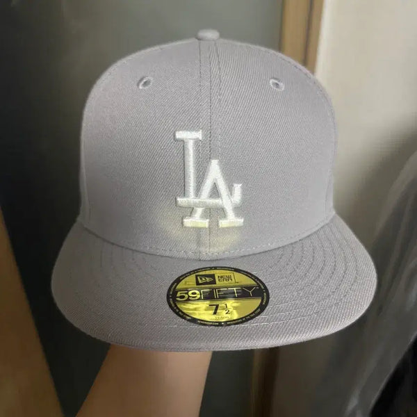 [BUNJANG] New Era 59FIFTY Los Angeles Dodgers Grey 7 1/2 / 뉴에라 59FIFTY 다저스 그레이 712