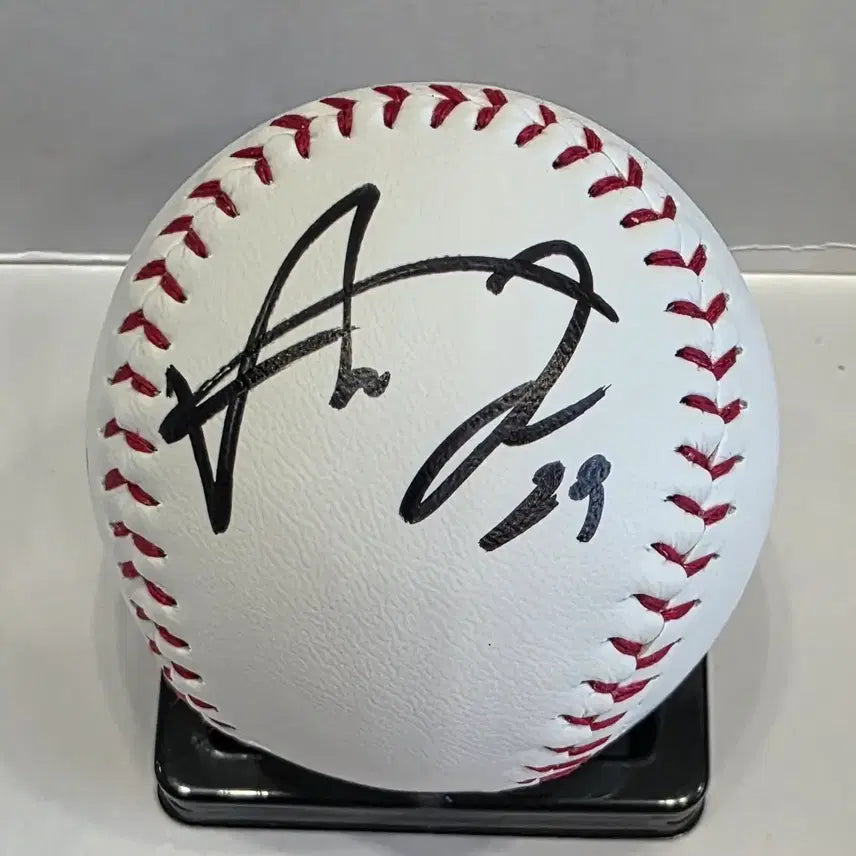 [BUNJANG] Reyes Lotte Autographed Baseball / 레이예스 롯데 로고볼 싸인볼