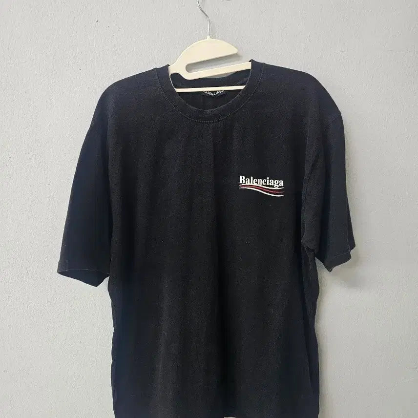 [BUNJANG] Balenciaga Logo Short Sleeve T-Shirt Black / 발렌시아가 로고 반팔 티셔츠 블랙