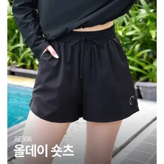 [BUNJANG] Herringbone Black Two-in-One Rash Guard Shorts / 헤링본 블랙 투인원 래쉬가드 반바지 S