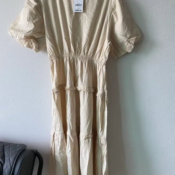 [BUNJANG] 4CUPS Beige Long Dress (Size 55-66) / 4CUPS 원피스 베이지색 55~66