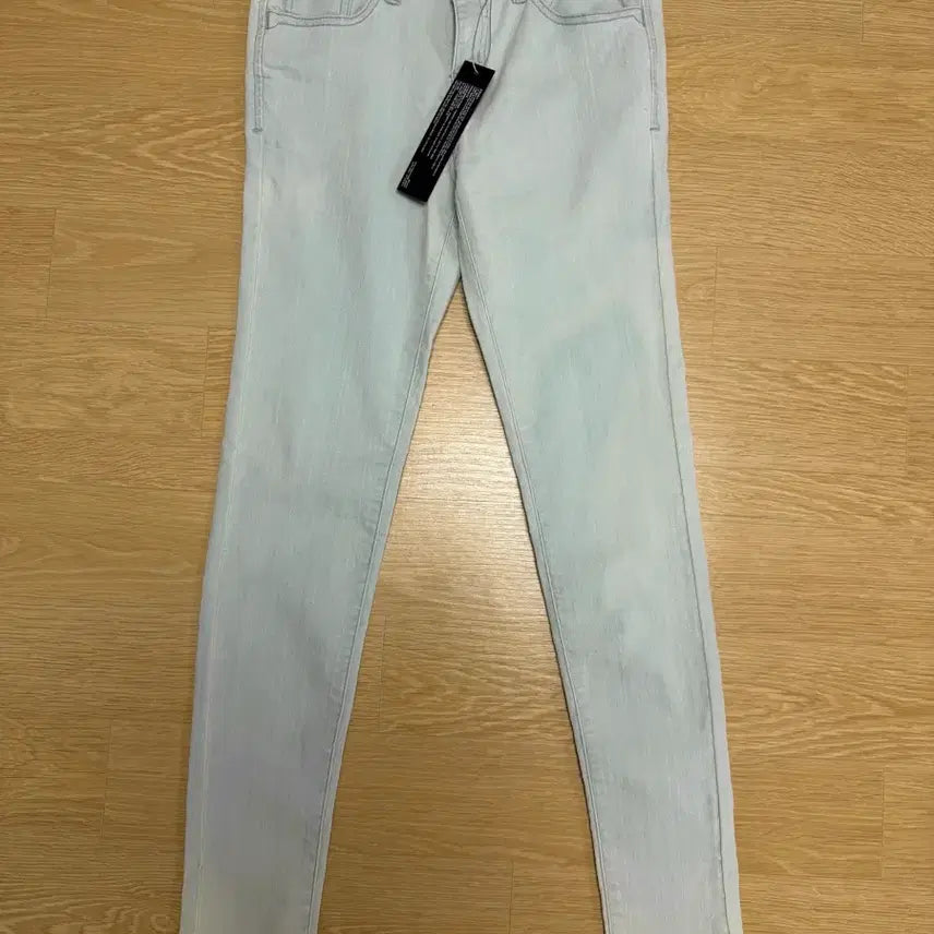 [BUNJANG] Light Wash Skinny Jeans / [새상품] 연청 스키니진 27