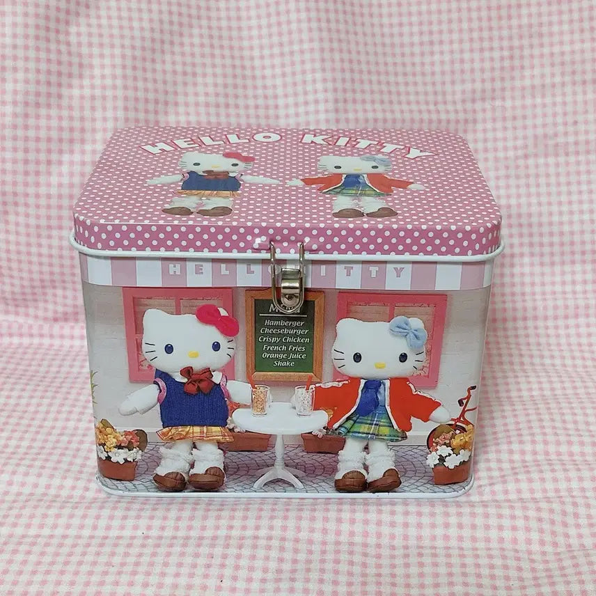 [BUNJANG] Classic Kitty "Long Legs" School Uniform Tin Case / 고전키티 보관함 틴케이스 롱다리 교복 스쿨룩
