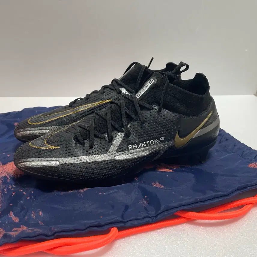 [BUNJANG] Nike Phantom GT2 Elite DF FG 275 / 나이키 팬텀GT2 엘리트 DF FG 275