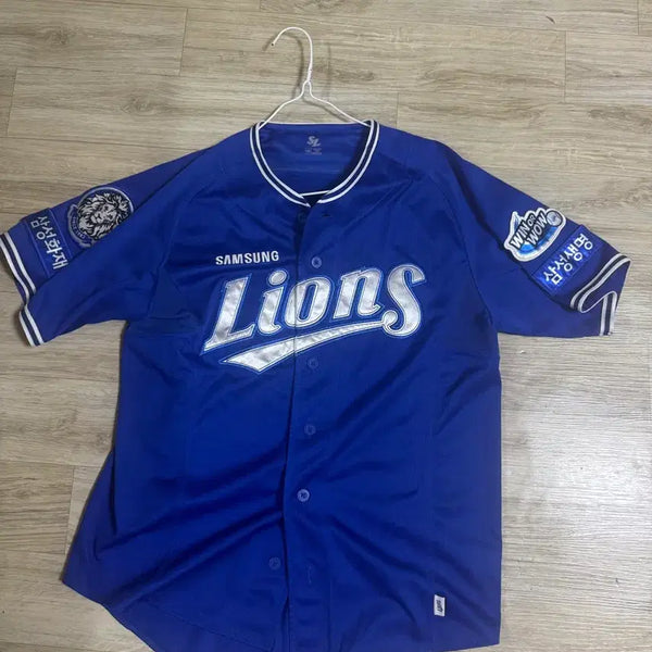 [BUNJANG] Samsung Lions Gu Ja-wook Autographed 2025 Away Jersey / 2025 삼성라이온즈 원정 구자욱 싸인 유니폼 100 팔아요