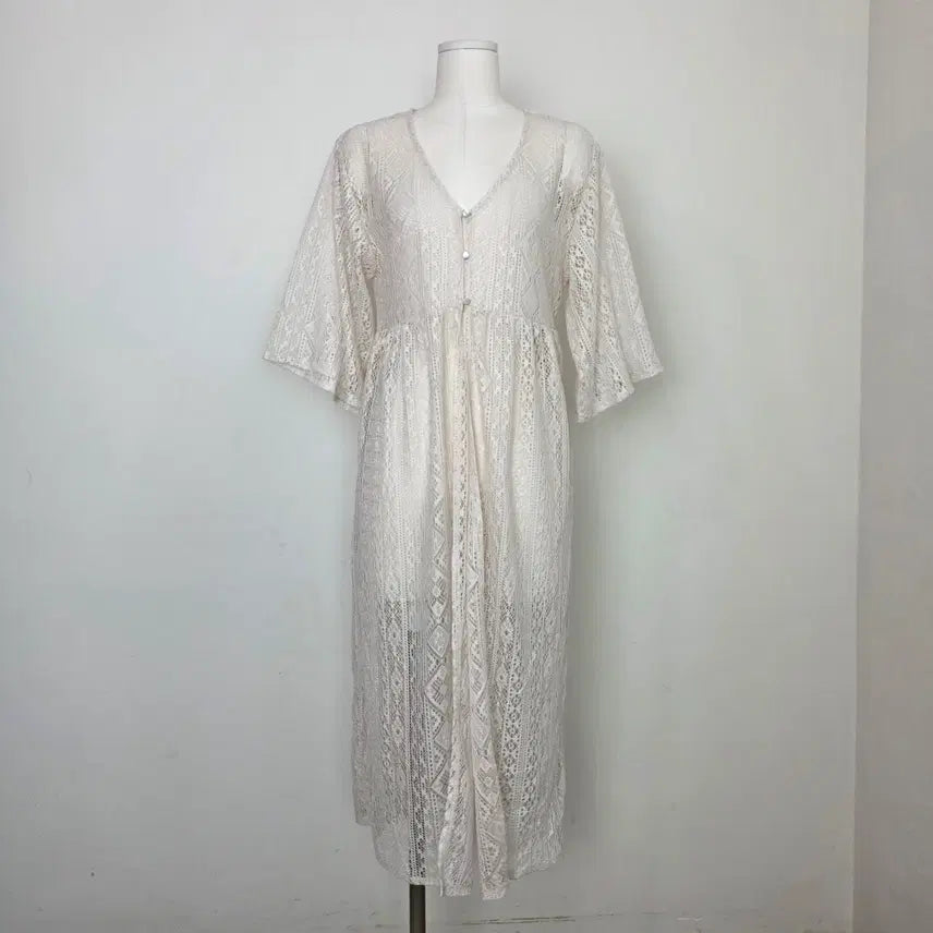 [BUNJANG] Lax Dan Tia Ivory Lace Long Robe Cardigan / Lax Dan Tia 아이보리 레이스 롱 로브 가디건