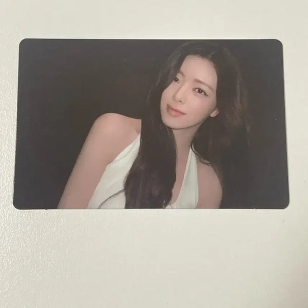[BUNJANG] ITZY Motto Photocard Album Yuna / 있지 itzy 모토 motto 포카앨범 유나