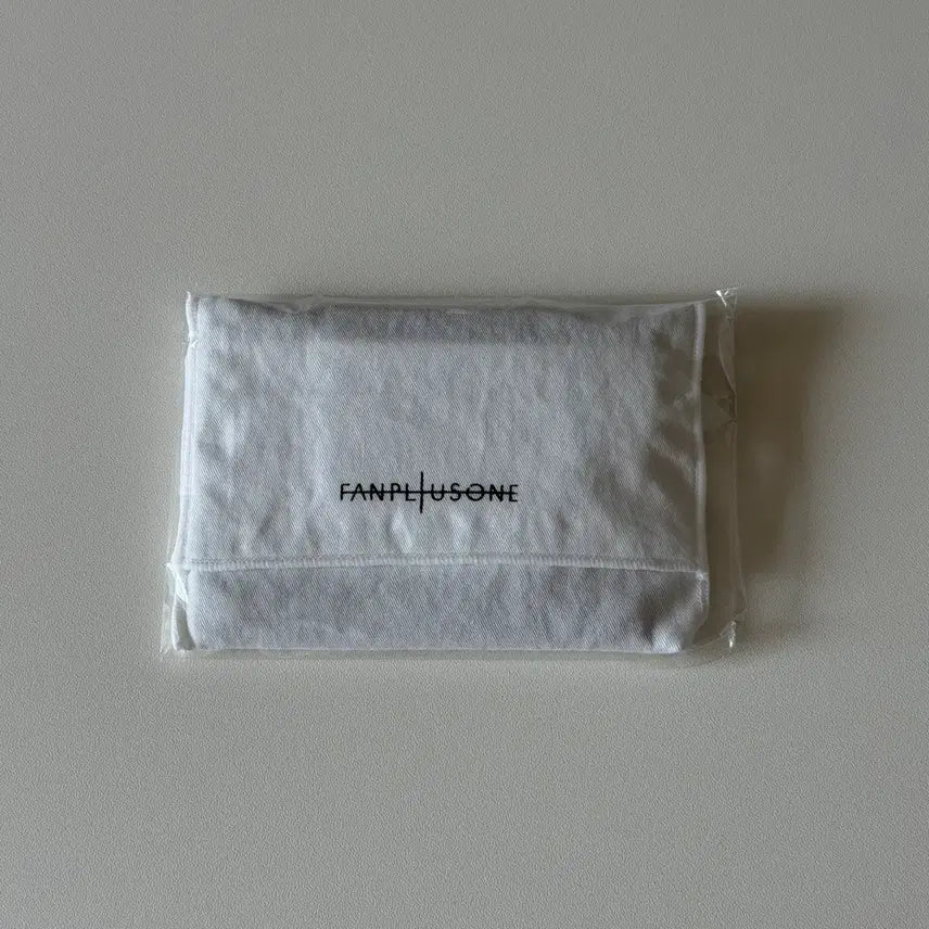 [BUNJANG] G-Dragon Fanmeeting MD Cardholder / 지드래곤 카드지갑(팬미팅 엠디)