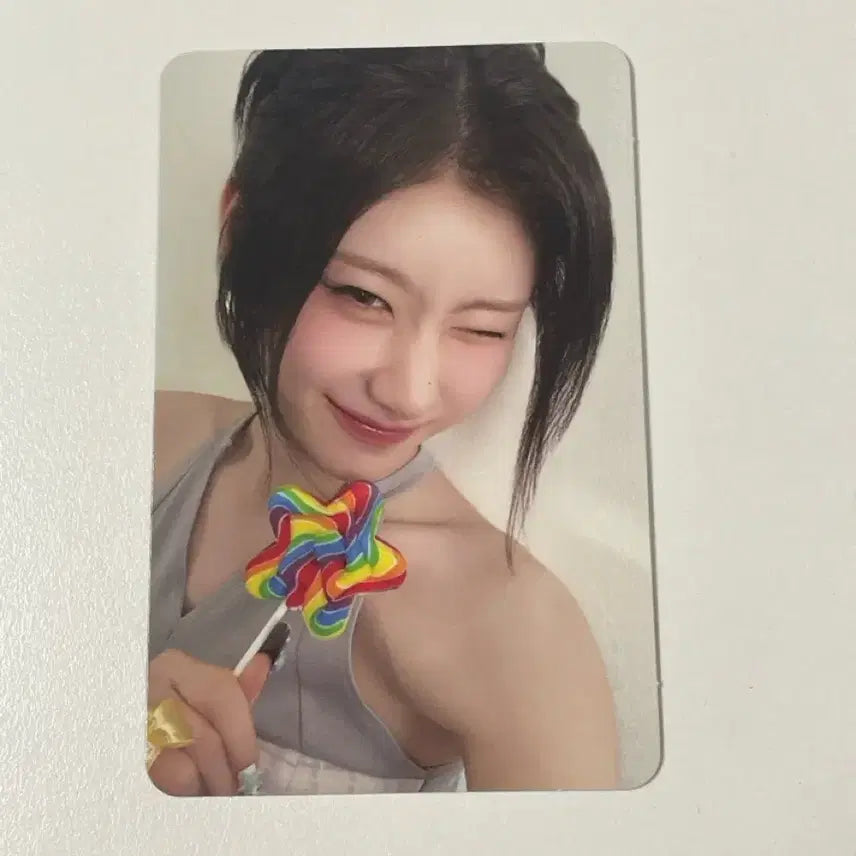 [BUNJANG] ITZY Motto Photobook Photocard Chaeryeong / 있지 itzy 모토 motto 포토북 포카 포토카드 채령