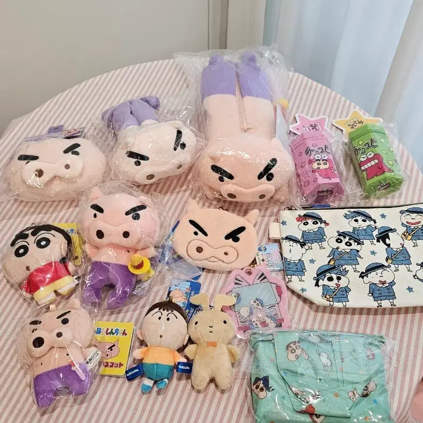 [BUNJANG] Crayon Shin-chan Crayon Shinchan Character Keychains and Pouches / (정품)짱구 맹구 부리부리 초코비 키링
