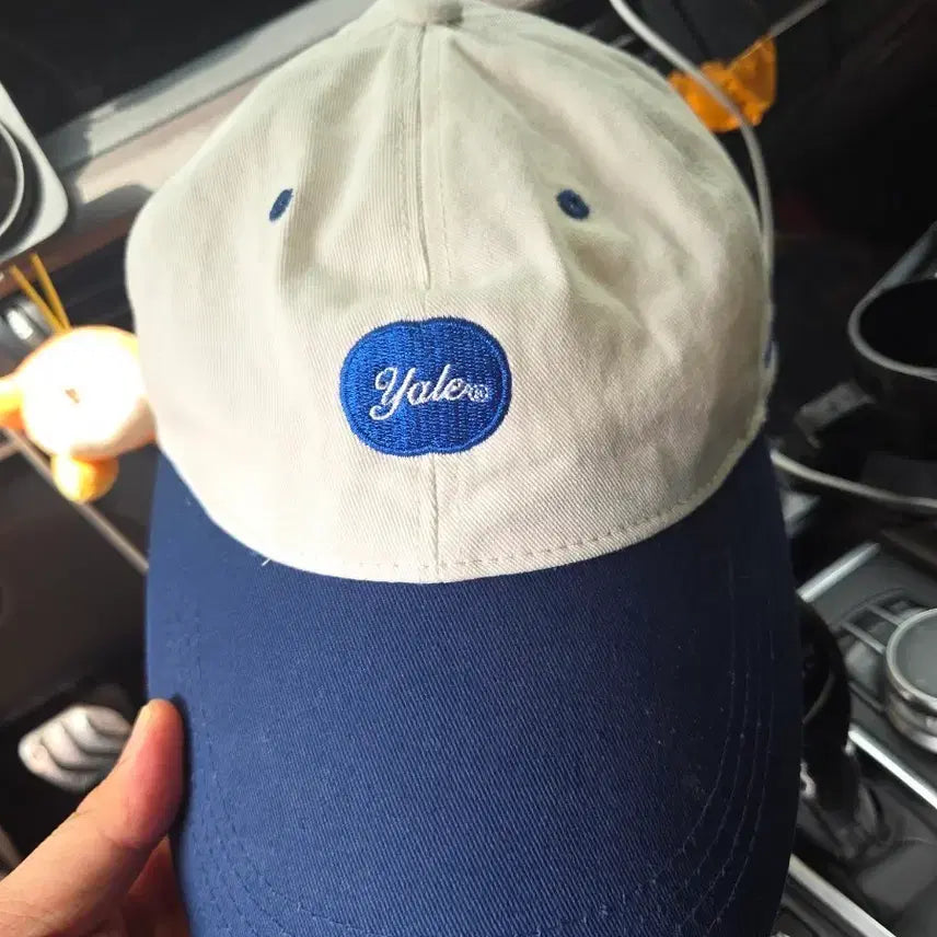 [BUNJANG] Nice Weather x Yale Collaboration Logo Embroidered Baseball Cap / 나이스웨더 예일 덕캡