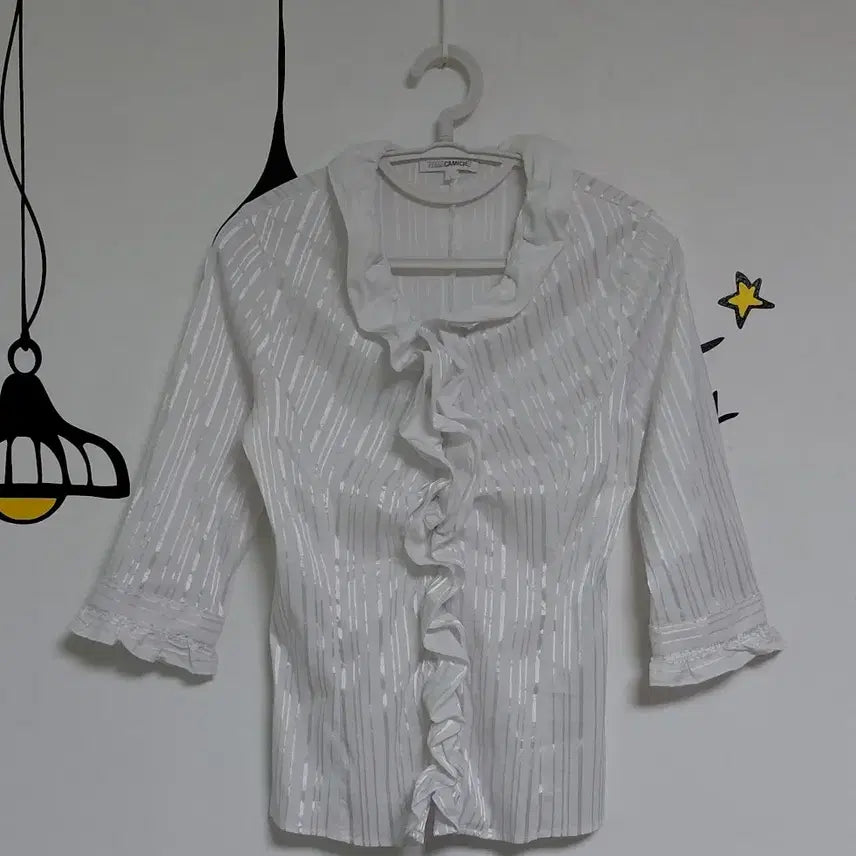 [BUNJANG] NARACAMICIE Silver Stripe Ruffle Blouse / [1/44/85] NARACAMICIE 실버 스트라이프 프릴 블라우스