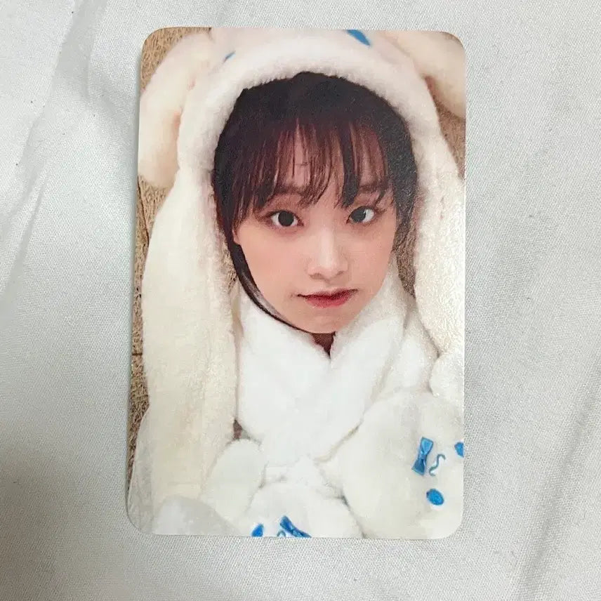 [BUNJANG] LOONA Chuu Howl WITHMUU Cinnamoroll Photocard / 이달의소녀 츄 Howl 위드뮤 시나모롤 포카