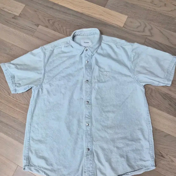 [BUNJANG] Covernat Short Sleeve Denim Shirt Light Blue / 커버낫 반팔 데님셔츠 연청