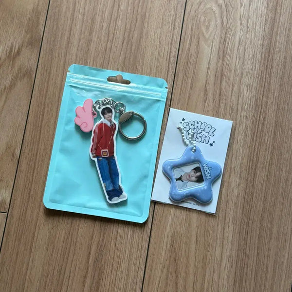 [BUNJANG] NCT WISH Riku 'School of WISH' Wings Keychain & Photocard Set / 엔시티 위시 리쿠 일투 날개 키링 스쿨오브위시 증사 키링 개봉 양도