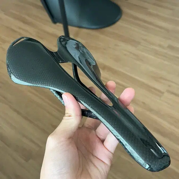[BUNJANG] Full Carbon Saddle New / 풀카본 안장 새상품