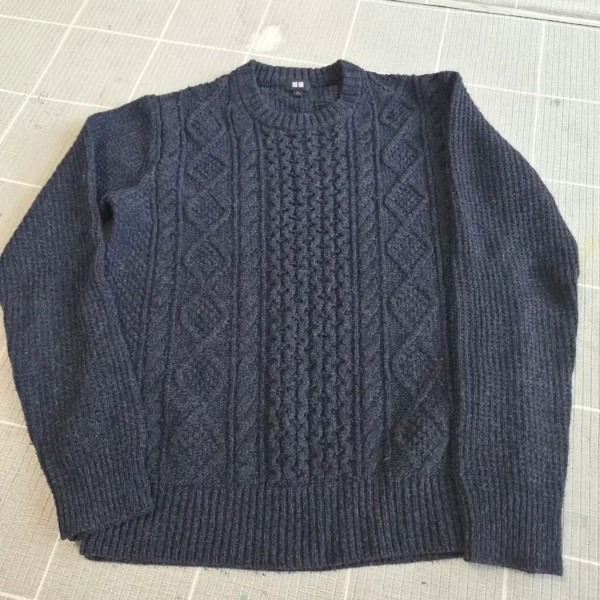 [BUNJANG] Uniqlo Men's Knit Sweater - Large / 유니클로 남성 니트 라지사이즈