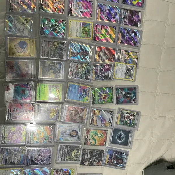 [BUNJANG] Pokemon Cards Bundle (42 Cards) / 포켓몬 카드 42개 50000 원에 팝니다. 직거래만.