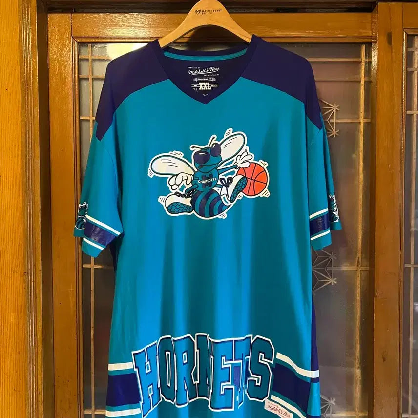 [BUNJANG] Mitchell & Ness NBA Charlotte Hornets Short Sleeve T-Shirt XXL / 미첼 앤 네스 NBA 샬럿 호네츠 반팔티 XXL