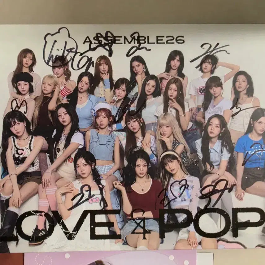 [BUNJANG] tripleS Autographed Album Assemble26 / tripleS(트리플에스) 전원 친필 사인 앨범(비매)