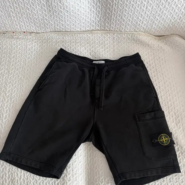 [BUNJANG] Stone Island Bermuda Shorts / 스톤아일랜드 반바지[버뮤다 팬츠]