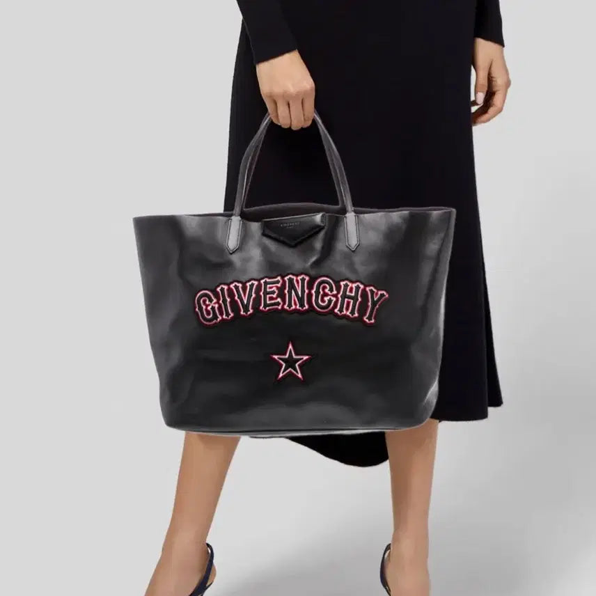 [BUNJANG] Givenchy 17AW Antigona Embossed Logo Shopper Bag / (OS)지방시 17AW 안티고나 엠보 로고 쇼퍼백