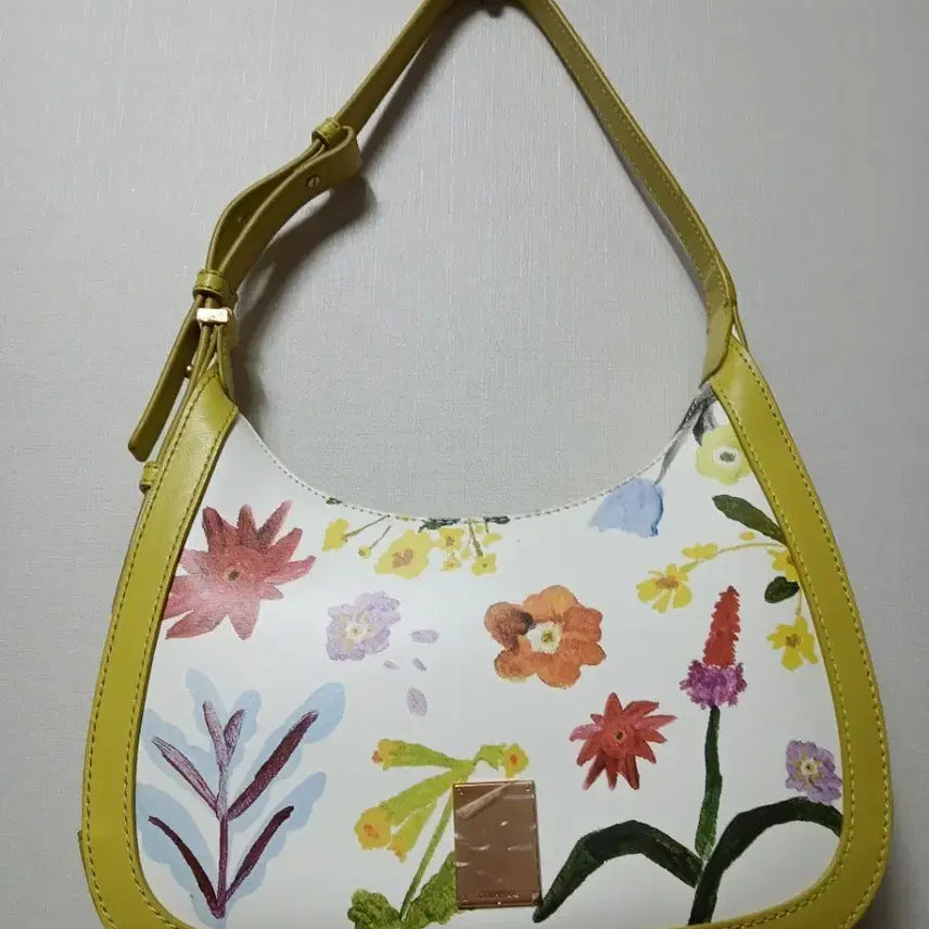 [BUNJANG] Couronne Flower Shoulder Bag / 쿠론플라워숄더백