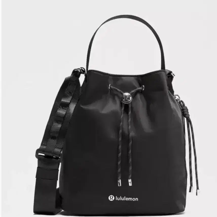 [BUNJANG] Lululemon Everywhere Bucket Bag / 룰루레몬 버킷백 룰루레몬 에브리웨어 버킷백