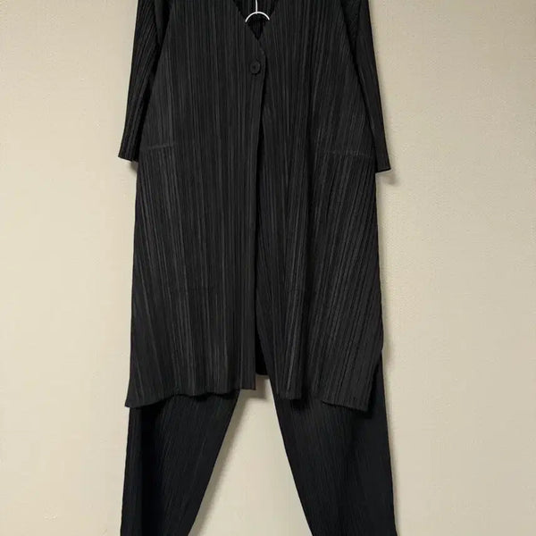 [BUNJANG] Pleats Please Black Pleats Set Size 3 / 플리츠플리즈 블랙 플리츠 세트 사이즈 3